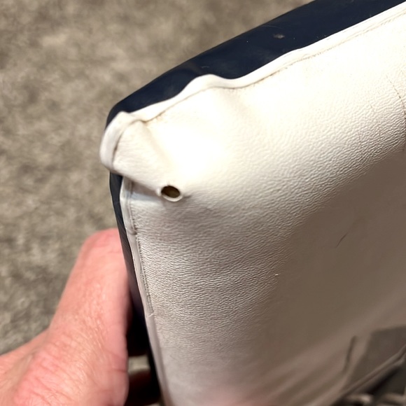 1996 Vintage Dallas Cowboys Bleacher Seat - Picture 5 of 7